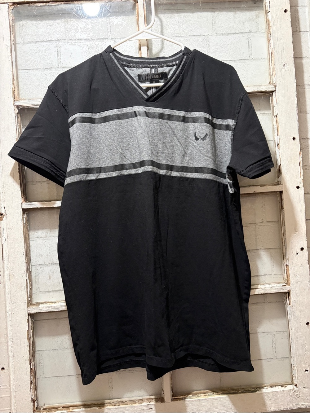 Nick Danger Men’s Colorblock V-Neck Short Sleeve Shirt - Size XL